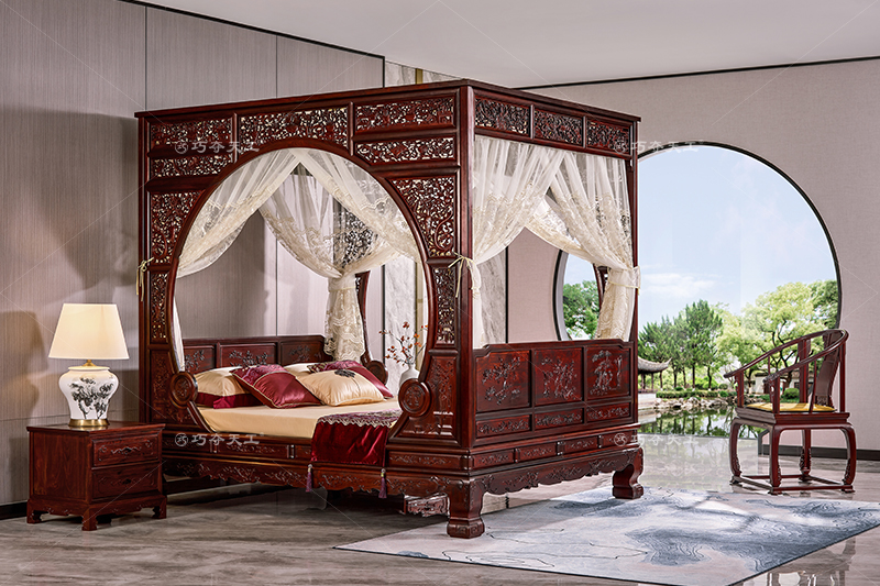 花鸟双月洞门架子床