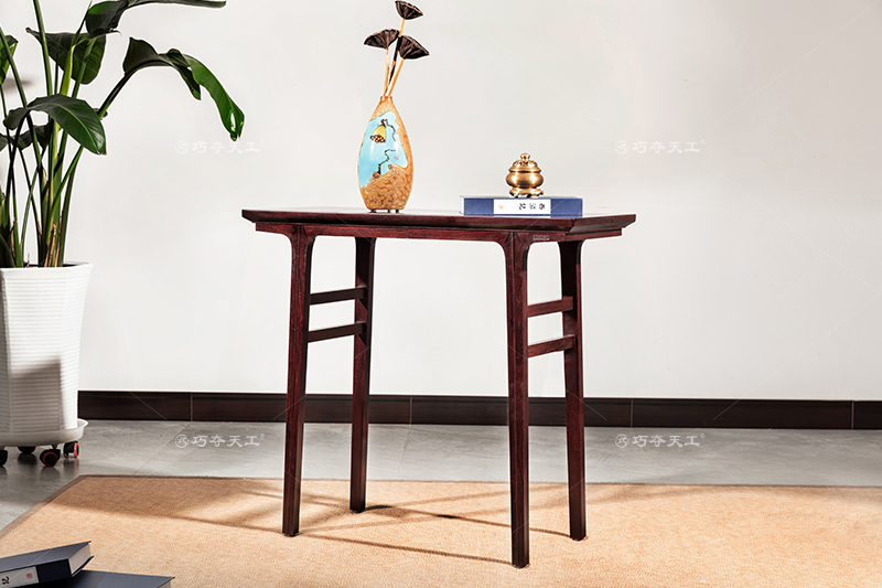 明式单线插肩小条案